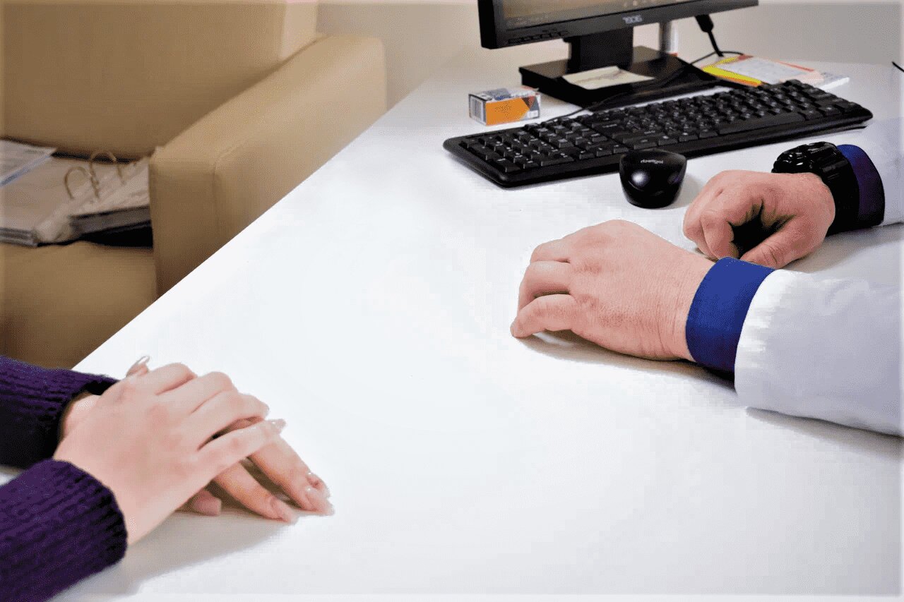 Пациент на приеме у доктора